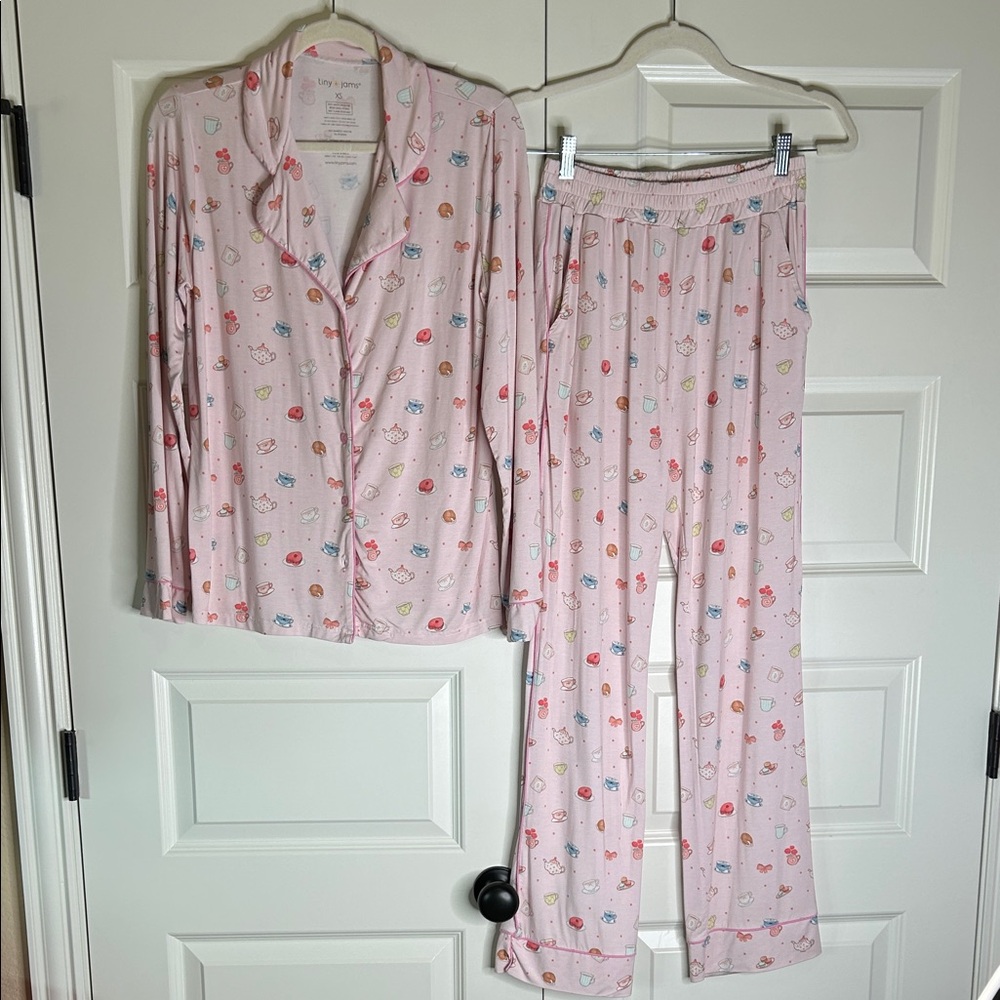 Womens Pajama Set with Bamboo viscose fabric